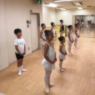 バレエ 幼稚園クラスに月2回コース誕生