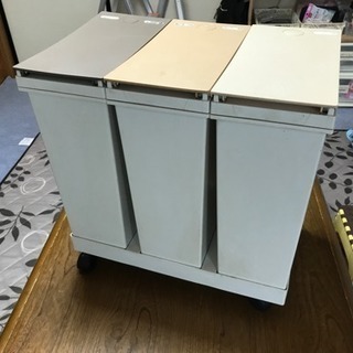 ダストボックスの画像