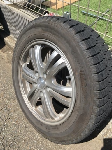 日産JUKEにて使用 スタッドレスタイヤホイールセット205/60R16 ¥8,000
