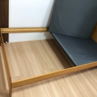 セミダブルベッドの画像