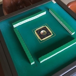 29日15時まで全自動麻雀卓、イス4つセット