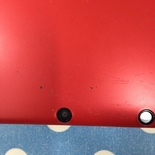 赤い3DSの画像