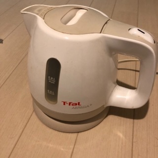 T-Falの電気ケトル