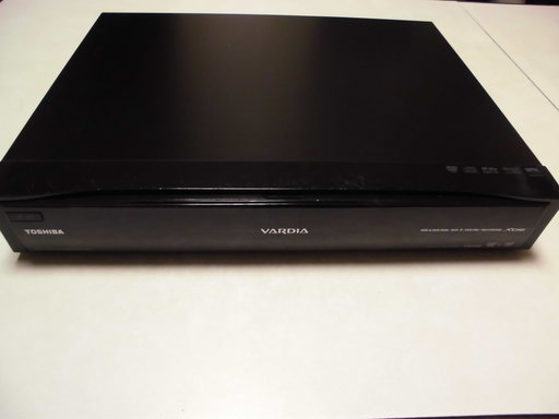 東芝 TOSHIBA VARDIA RD-S303 一部不具合あり　B-CAS カード付けました