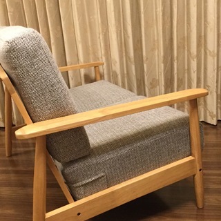 ほぼ新品 ニトリの布張りソファ「マイス」2人用の画像