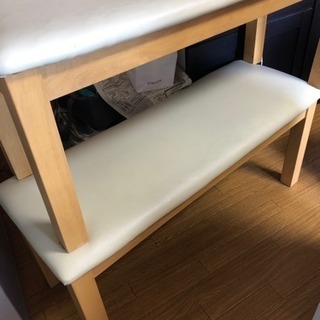 【譲り先決まりました】ダイニングテーブルの画像