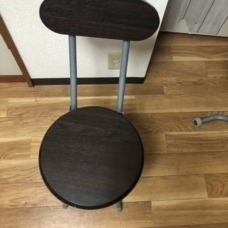【無料】折り畳みイス【譲】
