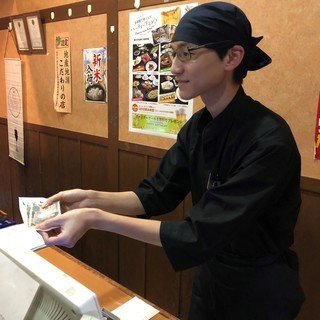 いっさく糸魚川奴奈川店：何よりも食べることが大好き！そんな人を求めています！！  元気で明るい方お待ちしております。  老若男女問わず楽しく働いています。  未経験の方でも安心して働けます。  ＊正社員も募集中！  ＊アルバイトから社員昇格もできます。の画像
