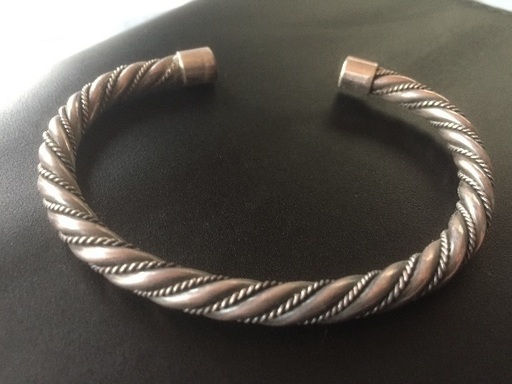 (配送対応可能) ナバホ族  シルバー925ヘビーウェイトバングル