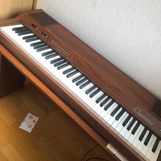 電子ピアノ