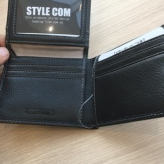 新品 二つ折り財布の画像