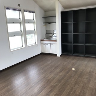 ☆日当たり良好！開放感のある2階建ての一軒家☆アイランドキッチンや京間が魅力的！今なら家賃¥68,000/月！！ - 不動産