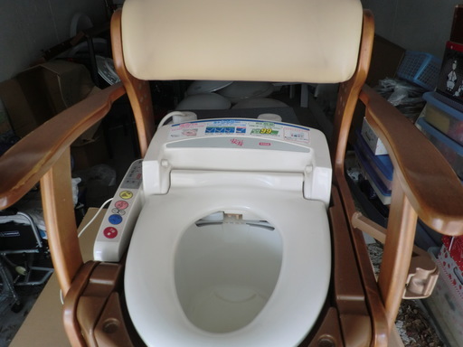 安寿　高機能ポータブルトイレ　　ST2003   ウォシュレット洗浄機能