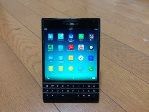 BlackBerry Passport LTE  SIMフリースマートフォン