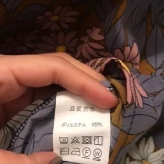 花柄♡ブラウスの画像