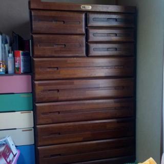 ７段タンス差し上げますの画像