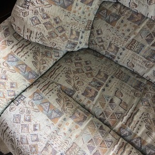 (取引先決定)３人掛けソファの画像