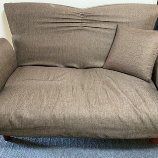 【期限は1週間】クッション付きソファーベッド