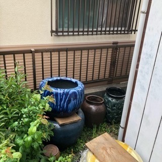 レトロ 昭和初期の火鉢 現代物の傘立て