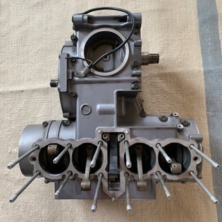 ゼファー400クランクケースコンロッド有り。要OH