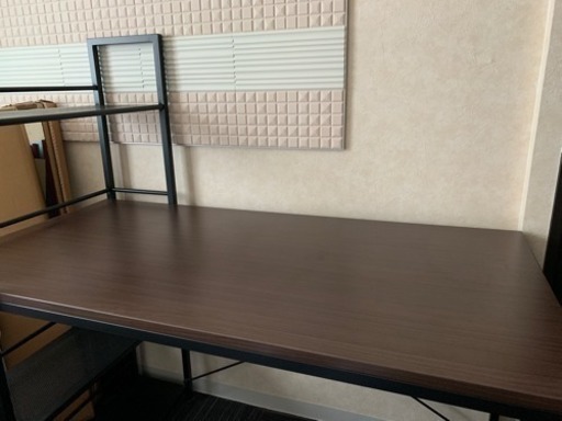 本棚付きパソコンデスクとイスのセットです！
