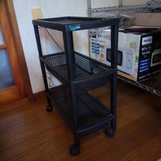 隙間３段収納コマ付き