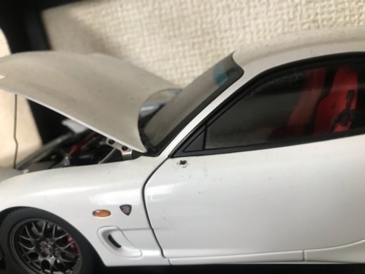 (破損あり)AUTOart車模型(外箱なし)