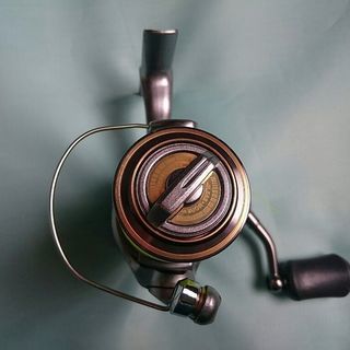 終 シマノ ナスキー C2000S フルベアリング 釣り リールの画像