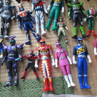 仮面ライダー　スーパー戦隊　ソフビ人形セットの画像
