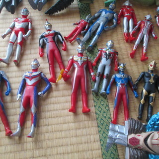 ウルトラマン　怪獣　ソフビ人形セットの画像