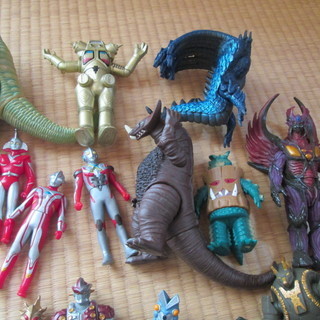 ウルトラマン　怪獣　ソフビ人形セットの画像
