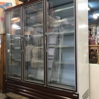 美品です！直接引き取りで2万円割引‼️DAIWA大扉リーチイン冷凍