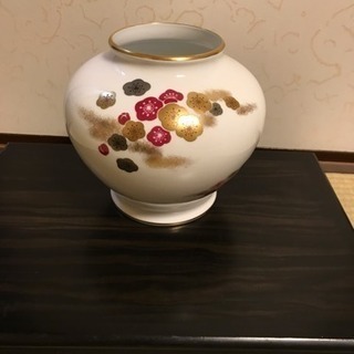 大倉陶園  花瓶  花器  金彩縁の画像