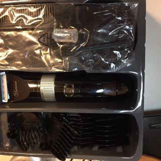 電動バリカンの画像