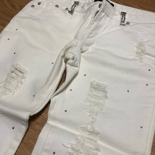 キラキラ・ダメージジーンズ 白 61の画像