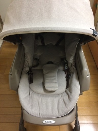 コンビ ネムリラ 電動 オートスウィング