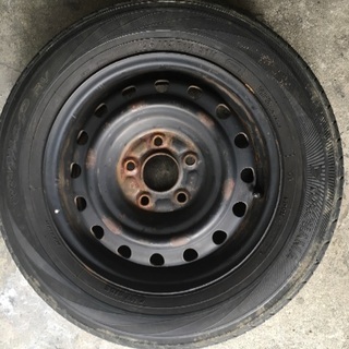 タイヤ 195-65r15 91H  セレナ