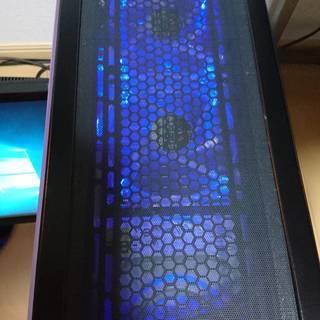 ゲーミングPC◆i5 4670k◆SSD120G◆HDD 1T◆GTX 1060（3G） or　RX 570（8G）◆PUBG・FFXⅣ等快適プレイ可・自作PCの画像