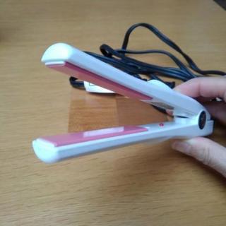 値下げしましたミニアイロンの画像