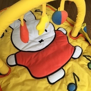 ミッフィー プレイマットの画像