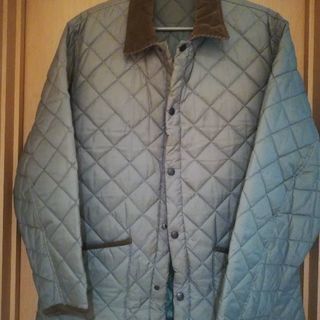 HELLY HANSEN キルティングジャケット