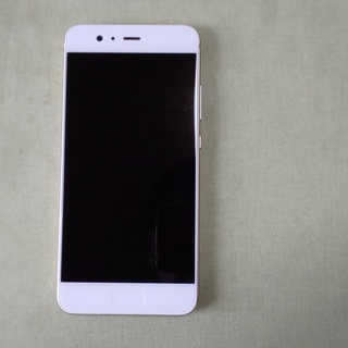 SIMフリースマホをお譲りします。HEAWEI P10 