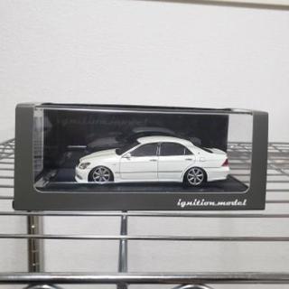 イグニッションモデル 1/43 トヨタ クラウン