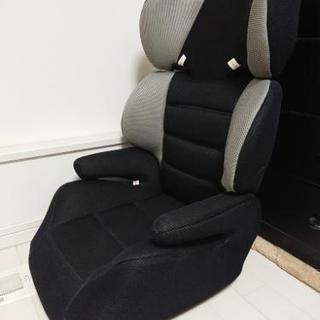 【GWキャンペーン】【引取希望】ジュニアシート黒（チャイルドシート）