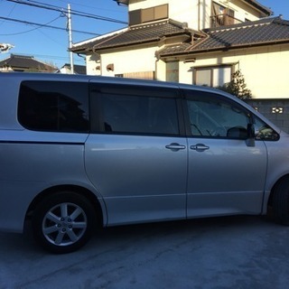 🙋トヨタヴォクシーZRR70W 2.0ZS 煌👍H19/11月👌走行7万3千🙆‍♂️車検2年付🙀全てコミコミ乗り出し価格60万円🙇‍♂️の画像