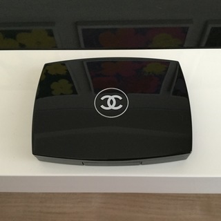 値下げしました！シャネル トラベルメイクアップパレットの画像