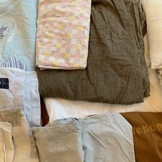 無料 0円 タオルケット シーツ 枕 クッションカバー 座布団カバー などセットの画像