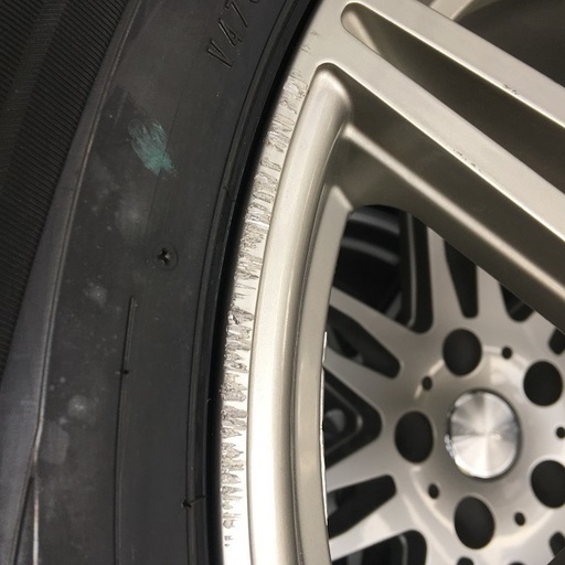 [値下げ中]未使用スタッドレスタイヤ(235/55 R18)+中古アルミホイール 4本セット ハリアー30系