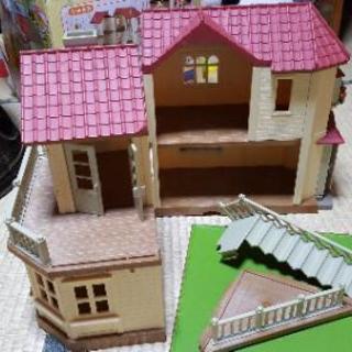 ｼﾙﾊﾞﾆｱﾌｧﾐﾘｰ(灯りの灯る大きな家)