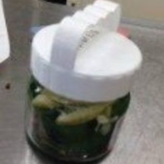 ドクダミを使って手作り化粧水作りの画像